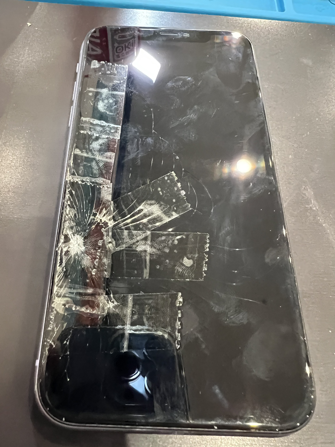 iPhone11画面交換（館林市よりご来店）