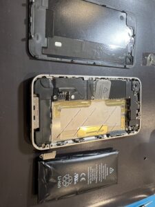 iPhone4バッテリー交換