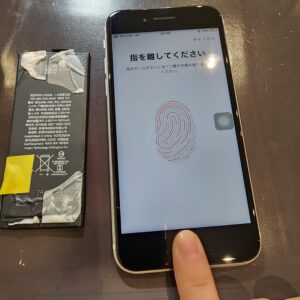 TouchID、バッテリー交換後 iPhoneSE(第2世代)