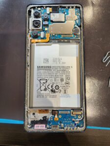 Galaxy A53 表示不良 画面交換修理 修理中