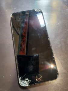修理後 iPhone 7 画面交換修理