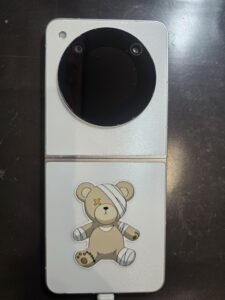 折り畳みスマホ　バッテリー交換