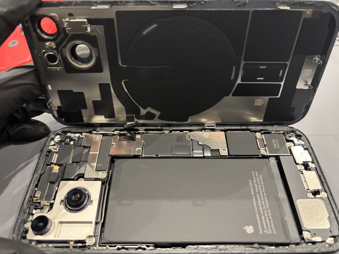 【太田店】iPhone15のバッテリー交換修理【太田市からご来店】